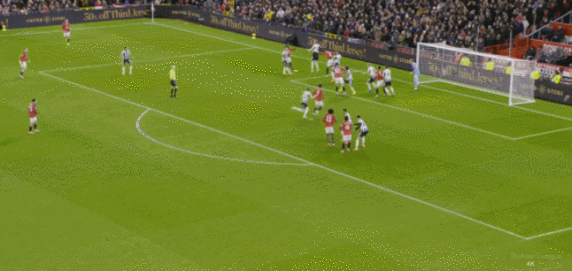 英超-曼联1-0纽卡 多古凌空斩制胜谢什科中框